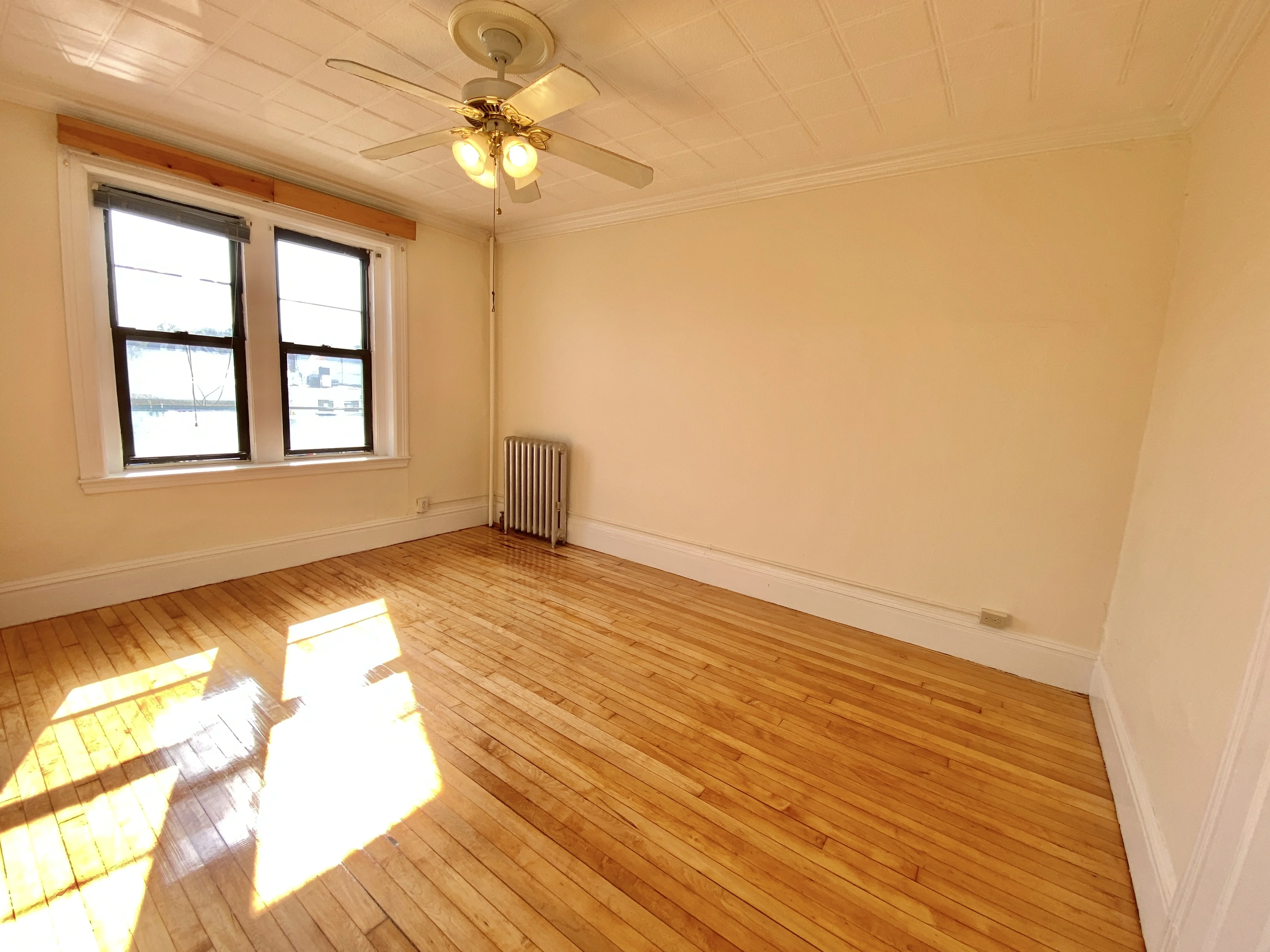 3 bed, 1 bath apartment for rent at 435 Cambridge St Unit 5, Allston — photo 10 of 15