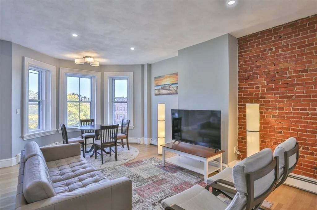 1 bed, 1 bath apartment for rent at 435 Columbus Ave Unit 3, South End — photo 6 of 11