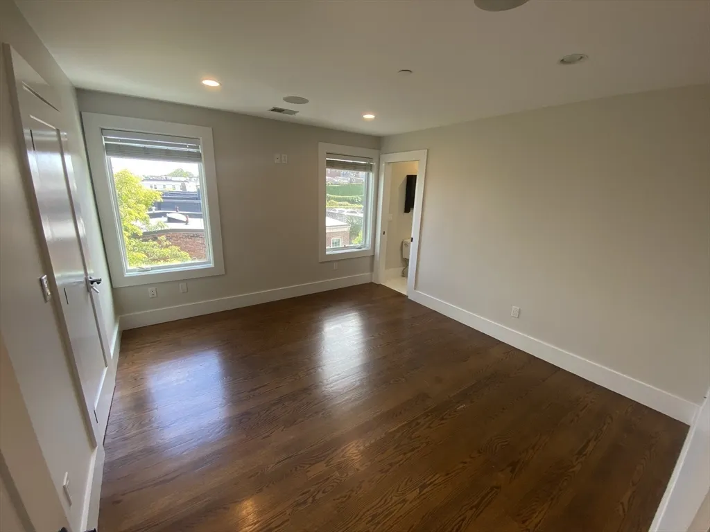 2 bed, 2 bath apartment for rent at 435 3rd St Unit 3, South Boston — photo 7 of 18
