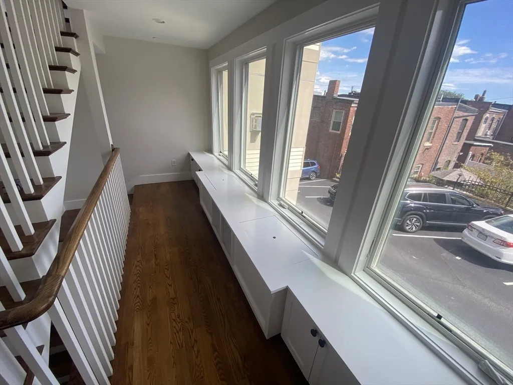 2 bed, 2 bath apartment for rent at 435 3rd St Unit 3, South Boston — photo 3 of 18
