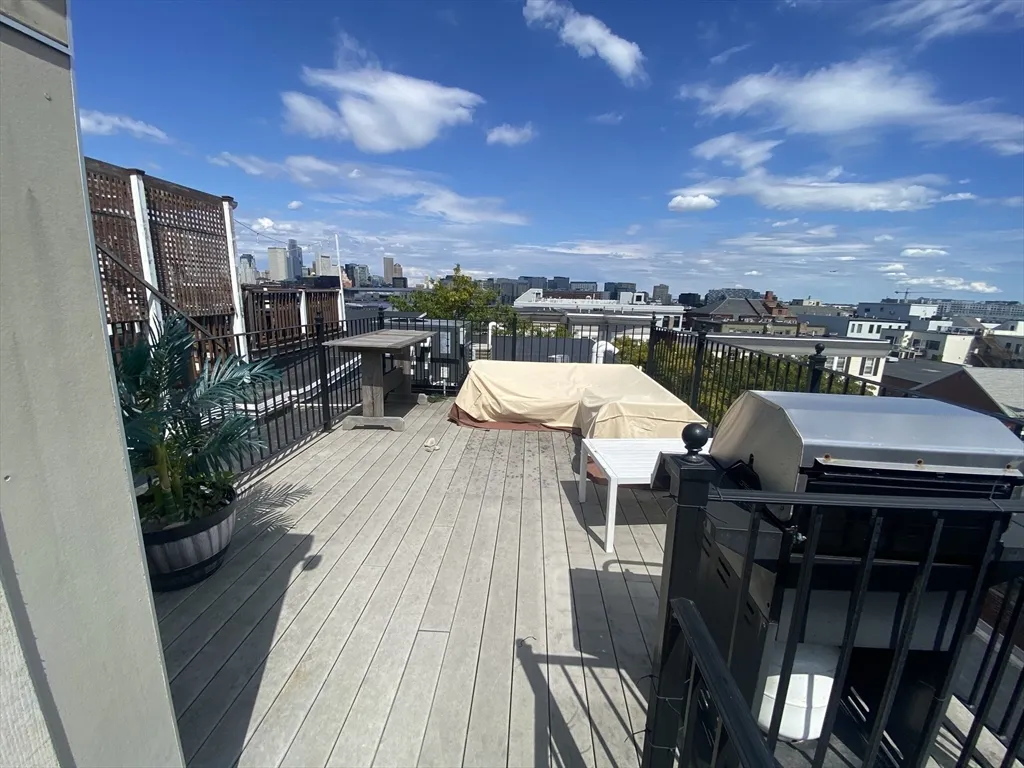 2 bed, 2 bath apartment for rent at 435 3rd St Unit 3, South Boston — photo 13 of 18