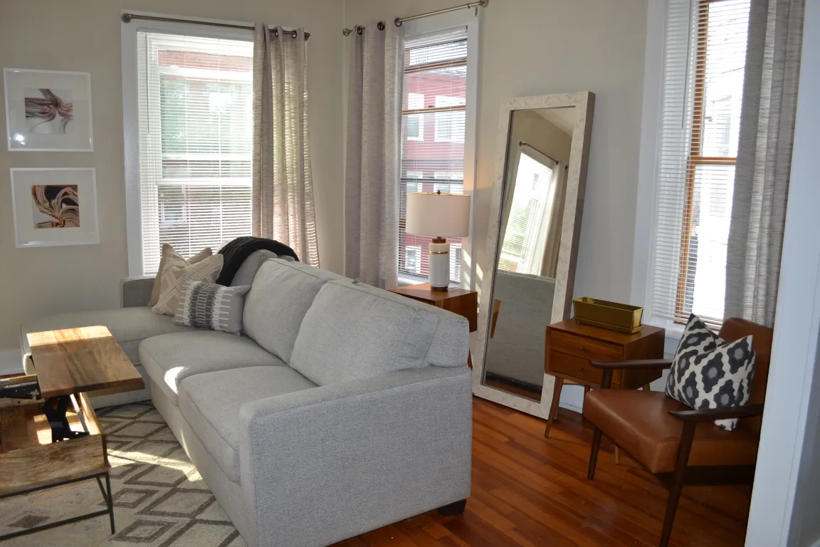2 bed, 1 bath apartment for rent at 435 Hanover St Unit 3B, North End — photo 2 of 14