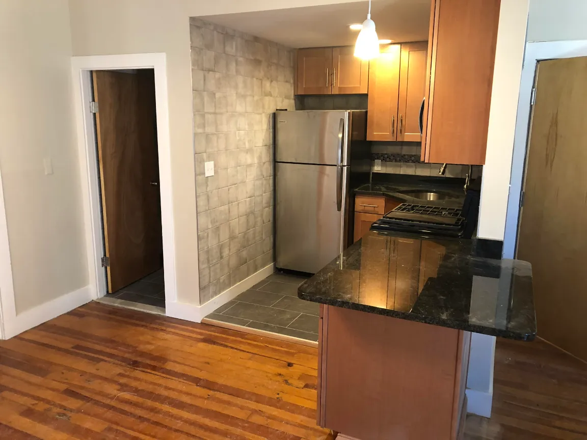 2 bed, 1 bath apartment for rent at 435 Hanover St Unit 3B, North End — photo 10 of 14