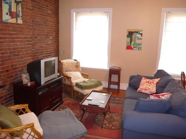 2 bed, 1 bath apartment for rent at 435 Hanover St Unit 3D, North End — photo 4 of 11