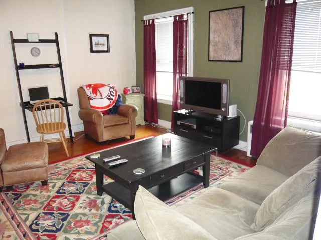 3 bed, 1 bath apartment for rent at 435 Hanover St Unit 4D, North End — photo 4 of 14