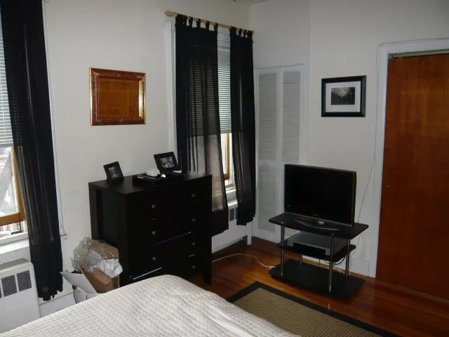 3 bed, 1 bath apartment for rent at 435 Hanover St Unit 4D, North End — photo 10 of 14