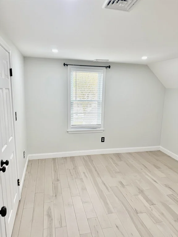 3 bed, 2 bath apartment for rent at 435 Lebanon St Unit 1, Malden — photo 20 of 37