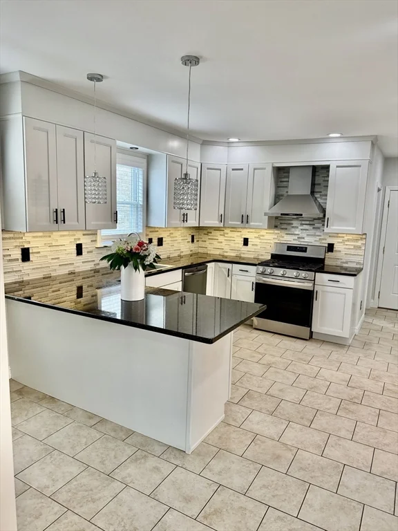 3 bed, 2 bath apartment for rent at 435 Lebanon St Unit 1, Malden — photo 22 of 37
