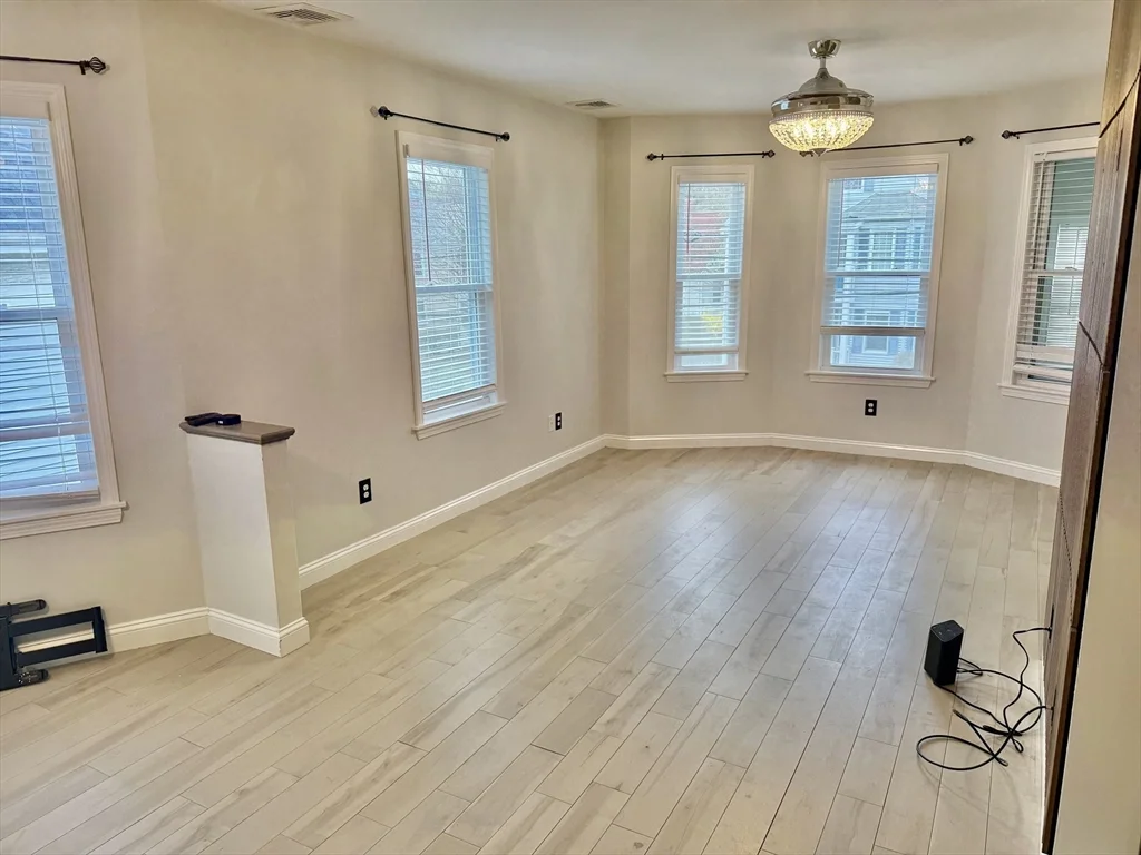 3 bed, 2 bath apartment for rent at 435 Lebanon St Unit 1, Malden — photo 26 of 37