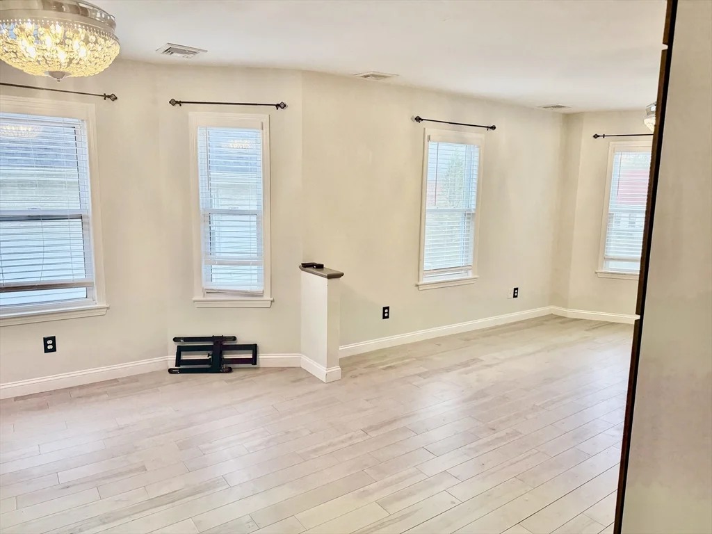 3 bed, 2 bath apartment for rent at 435 Lebanon St Unit 1, Malden — photo 25 of 37