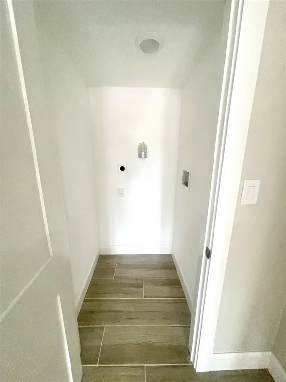 5 bed, 2 bath apartment for rent at 435 Newport Rd Unit 2, Strawberry Hill — photo 24 of 38