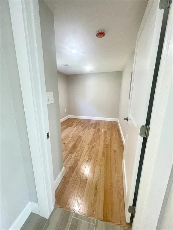 5 bed, 2 bath apartment for rent at 435 Newport Rd Unit 2, Strawberry Hill — photo 25 of 38