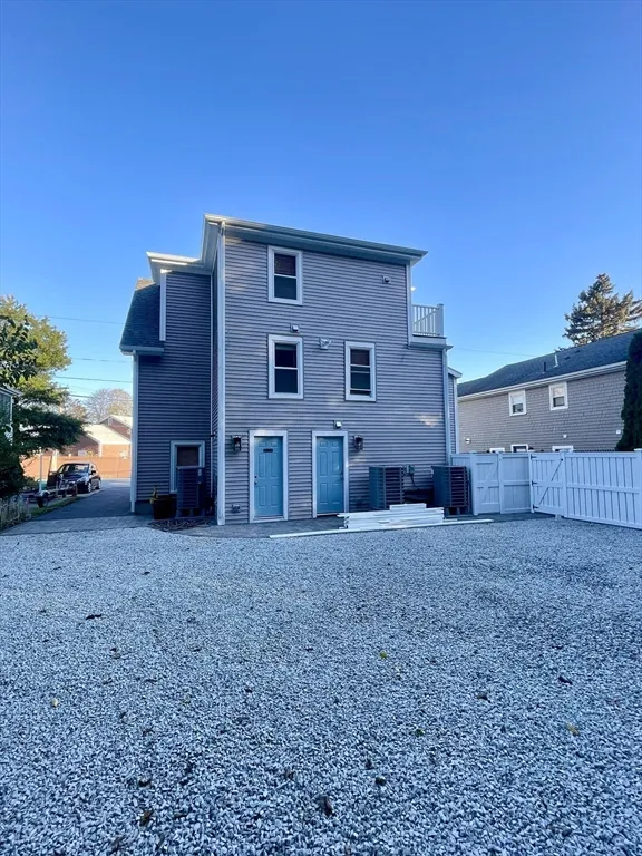 5 bed, 2 bath apartment for rent at 435 Newport Rd Unit 2, Strawberry Hill — photo 38 of 38