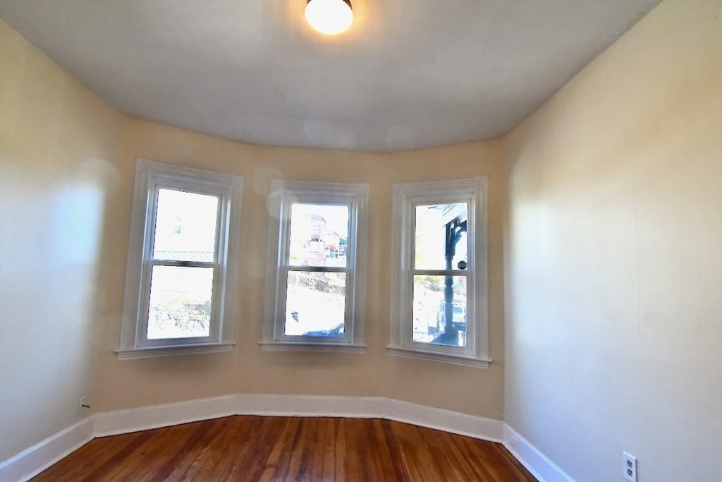 3 bed, 1 bath apartment for rent at 435 Quincy St Unit 1, Dorchester — photo 6 of 14