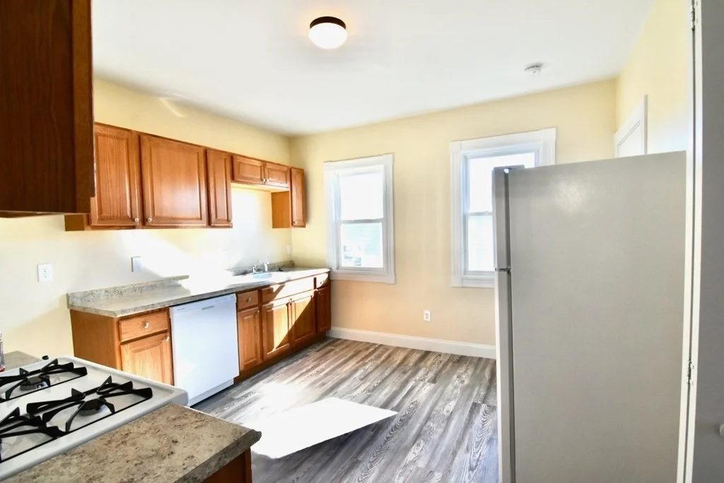 3 bed, 1 bath apartment for rent at 435 Quincy St Unit 1, Dorchester — photo 14 of 14