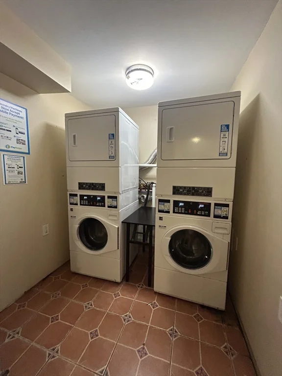 4 bed, 1 bath apartment for rent at 435 Walnut Ave Unit 10, Jamaica Plain — photo 18 of 18