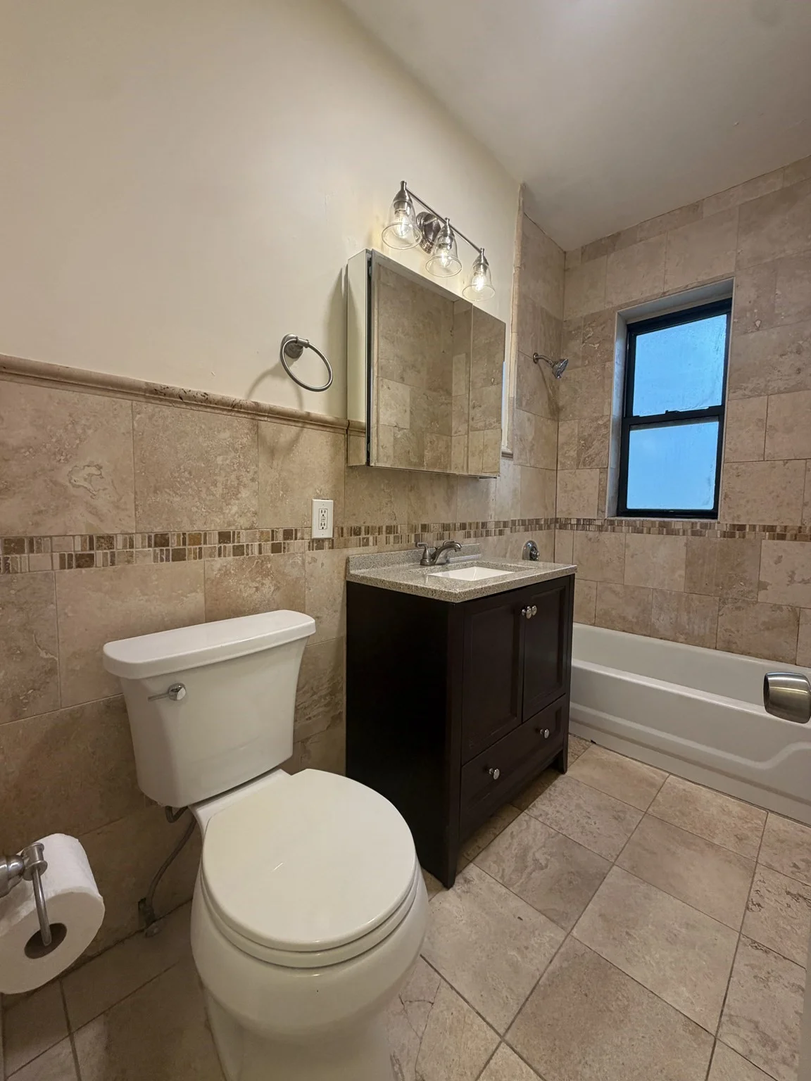4 bed, 1 bath apartment for rent at 435 Walnut Ave Unit 6, Jamaica Plain — photo 12 of 12