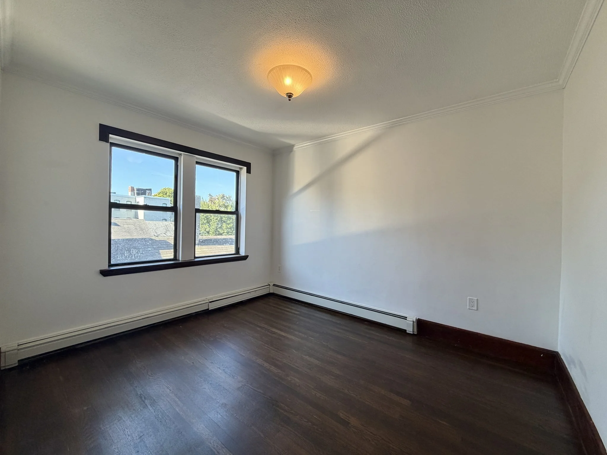 1 bed, 1 bath apartment for rent at 435 Walnut Ave Unit 8, Jamaica Plain — photo 7 of 11