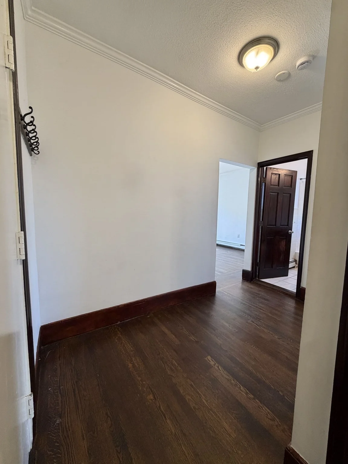 1 bed, 1 bath apartment for rent at 435 Walnut Ave Unit 8, Jamaica Plain — photo 6 of 11