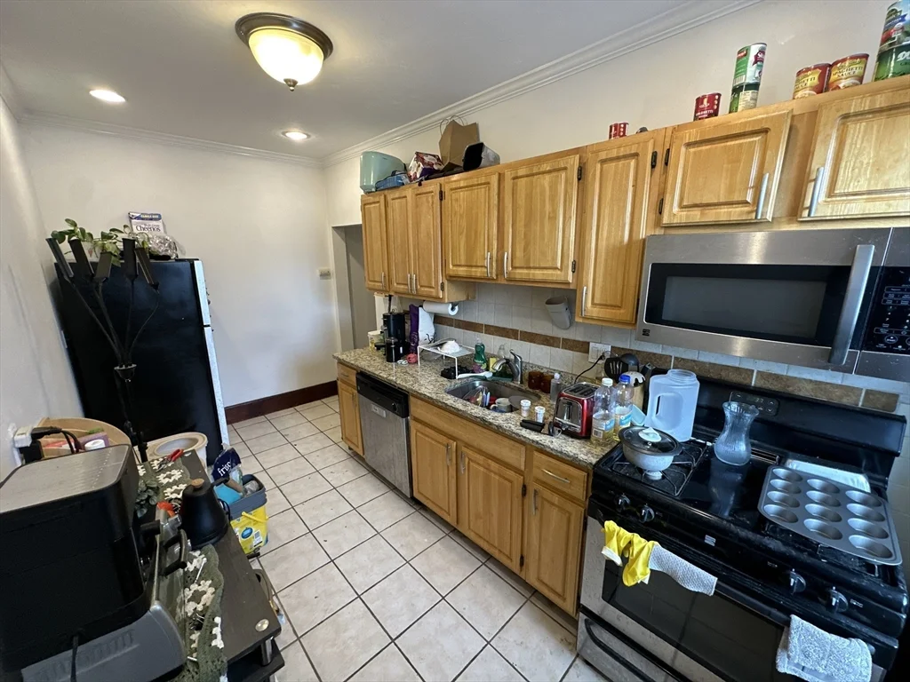 1 bed, 1 bath apartment for rent at 435 Walnut Ave Unit 8, Jamaica Plain — photo 7 of 12