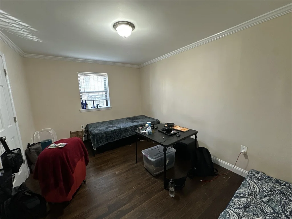 3 bed, 1 bath apartment for rent at 435 Walnut Ave Unit A, Jamaica Plain — photo 7 of 12