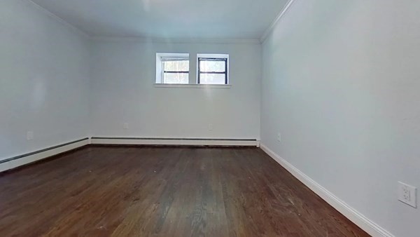 2 bed, 1 bath apartment for rent at 435 Walnut Ave Unit B, Roxbury — photo 3 of 6