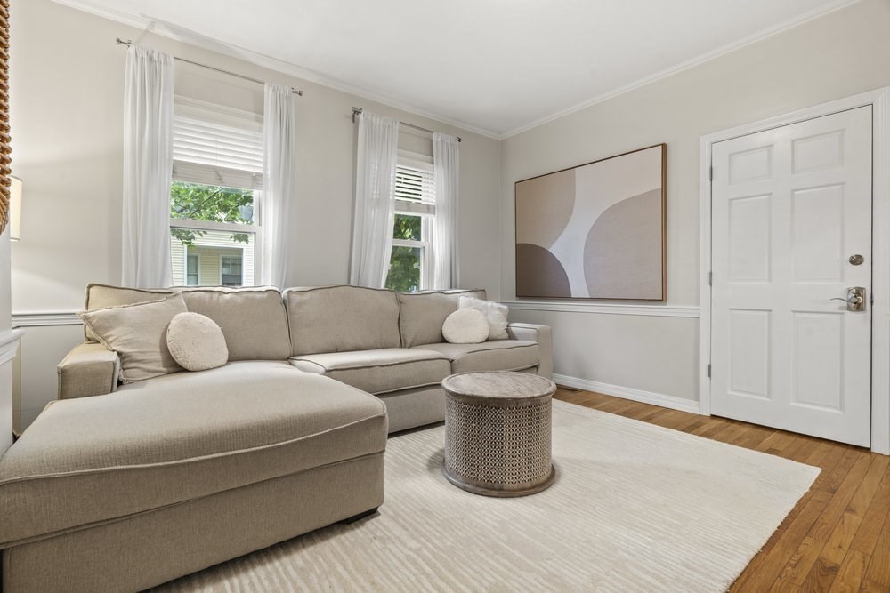 2 bed, 1 bath apartment for rent at 436 West 2nd St Unit 1, South Boston — photo 8 of 25