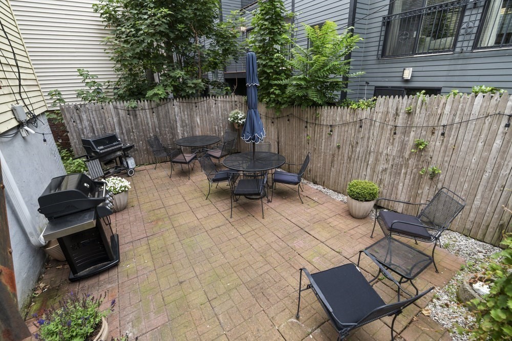 2 bed, 1 bath apartment for rent at 436 West 2nd St Unit 1, South Boston — photo 23 of 25