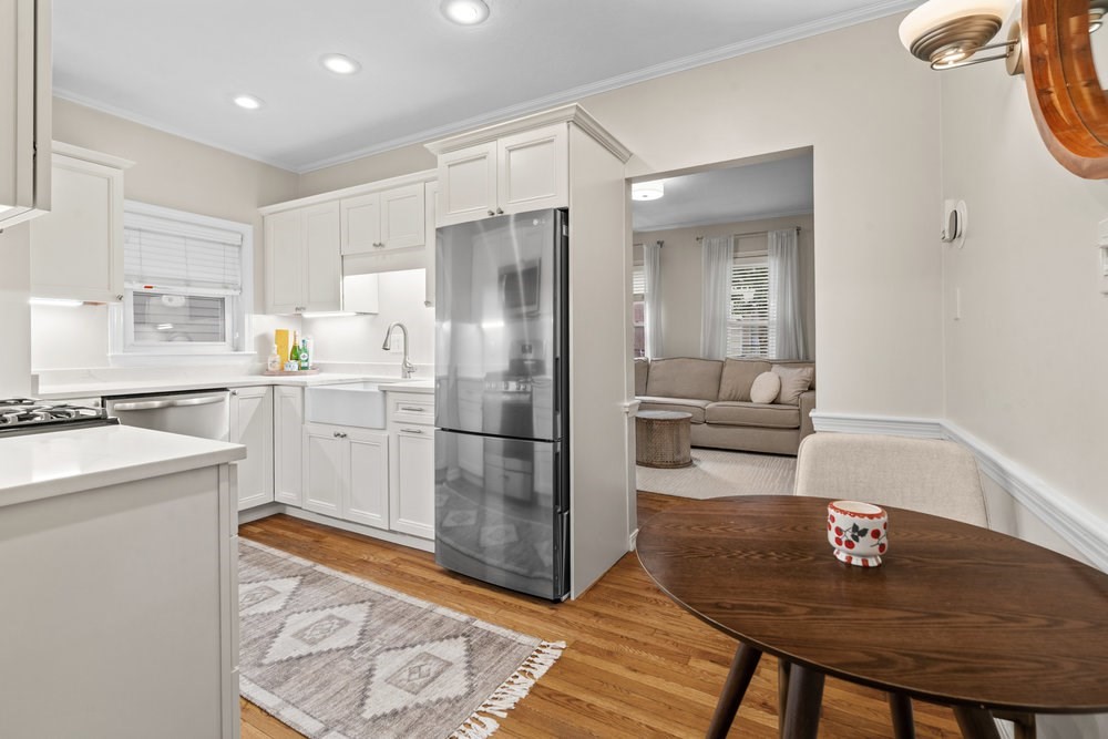 2 bed, 1 bath apartment for rent at 436 West 2nd St Unit 1, South Boston — photo 5 of 25