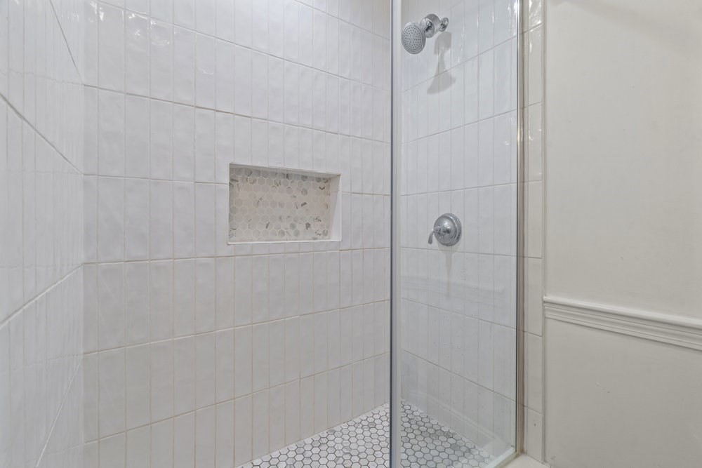 2 bed, 1 bath apartment for rent at 436 West 2nd St Unit 1, South Boston — photo 16 of 25