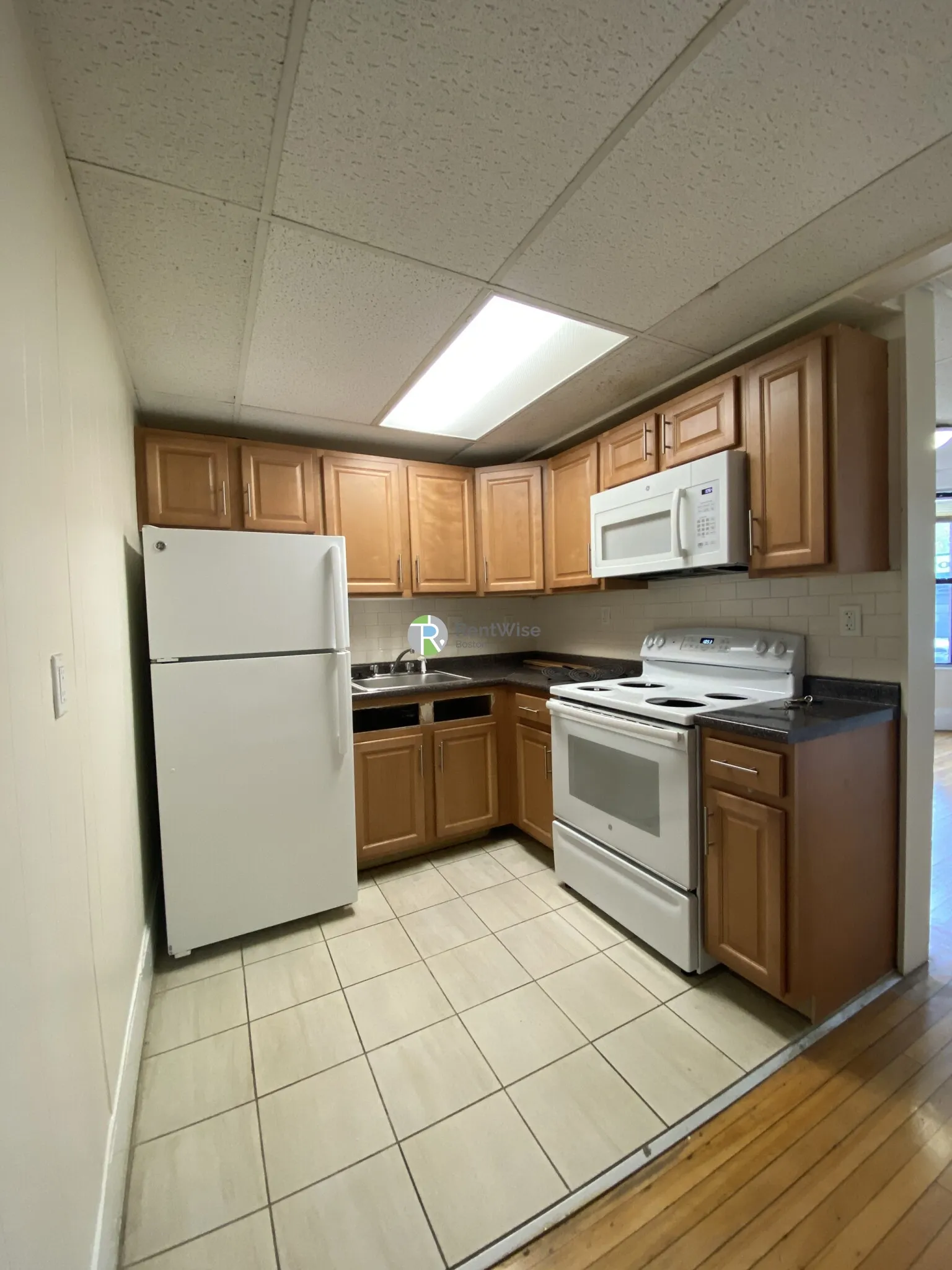 2 bed, 1 bath apartment for rent at 437 Cambridge St Unit 2, Allston — photo 7 of 31