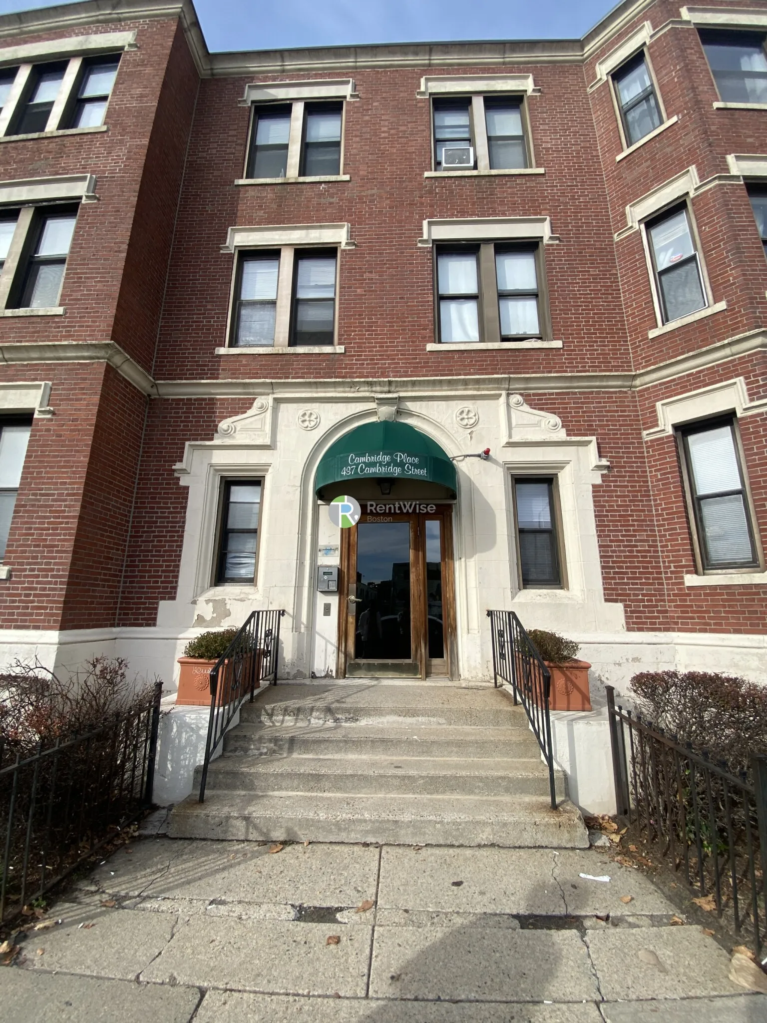 2 bed, 1 bath apartment for rent at 437 Cambridge St Unit 2, Allston — photo 17 of 31