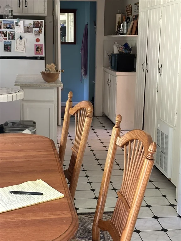 2 bed, 1 bath apartment for rent at 437 North Washington St Unit 1, North Attleboro — photo 5 of 15