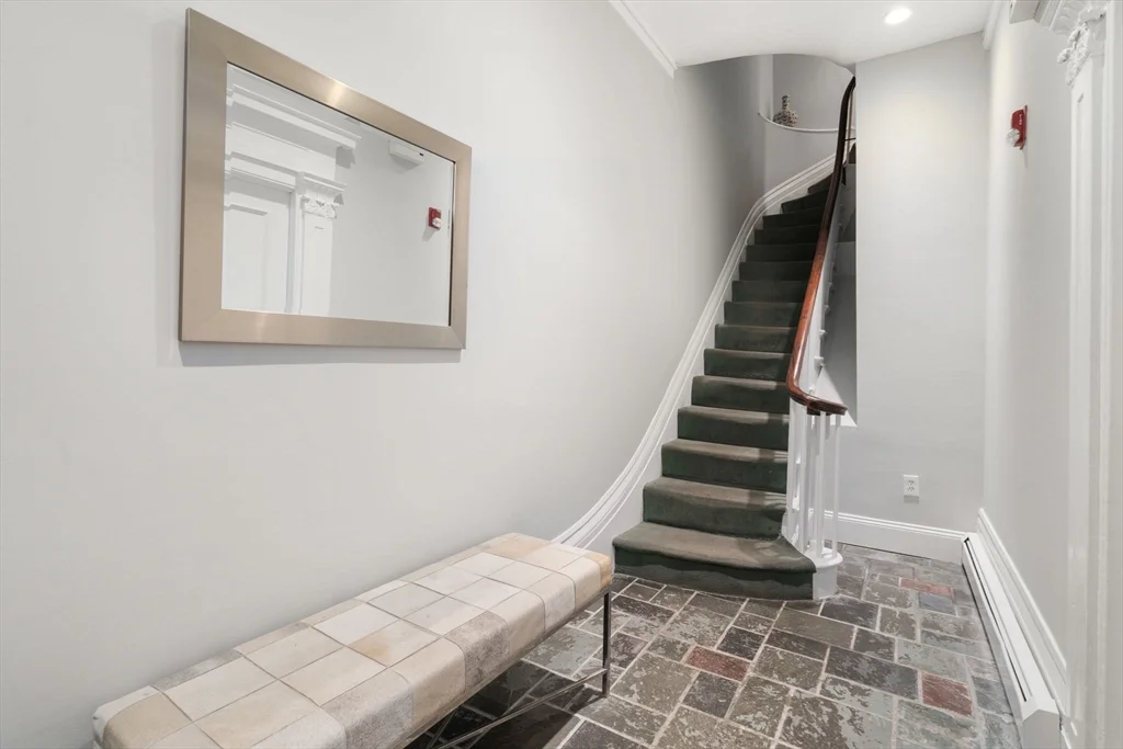 1 bed, 1 bath apartment for rent at 437 Shawmut Ave Unit 2, South End — photo 17 of 21
