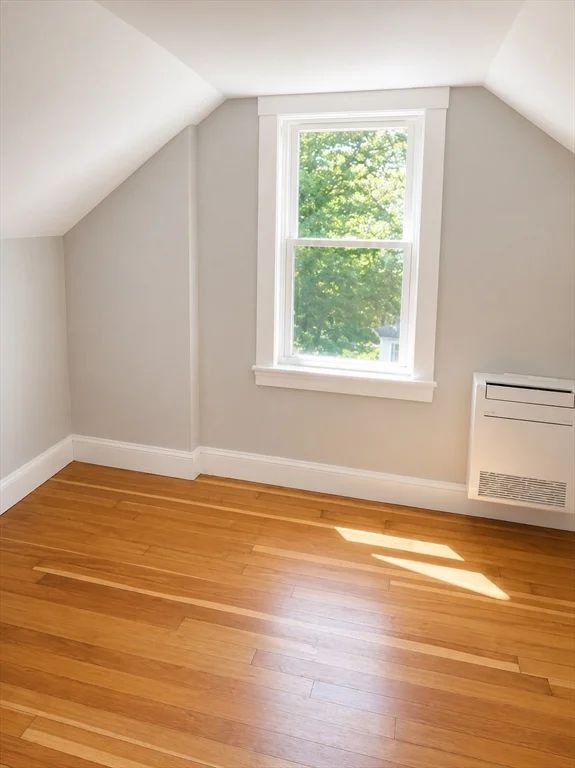 3 bed, 1 bath apartment for rent at 437 Summer Unit 1, Weymouth — photo 6 of 8