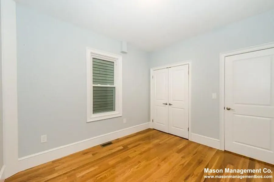 2 bed, 1 bath apartment for rent at 4370 Washington St Unit 2, Roslindale — photo 8 of 11