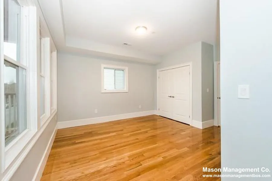 2 bed, 1 bath apartment for rent at 4370 Washington St Unit 2, Roslindale — photo 7 of 11