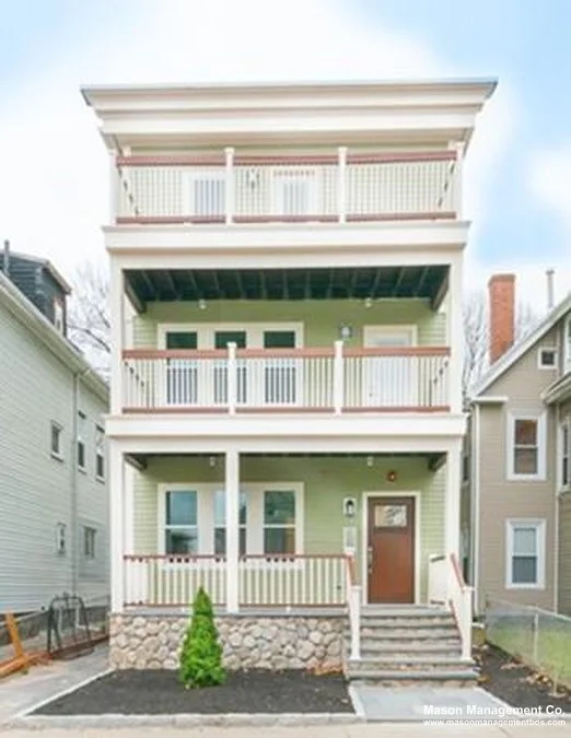 2 bed, 1 bath apartment for rent at 4370 Washington St Unit 2, Roslindale — photo 11 of 11