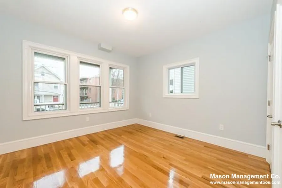 2 bed, 1 bath apartment for rent at 4370 Washington St Unit 2, Roslindale — photo 4 of 11