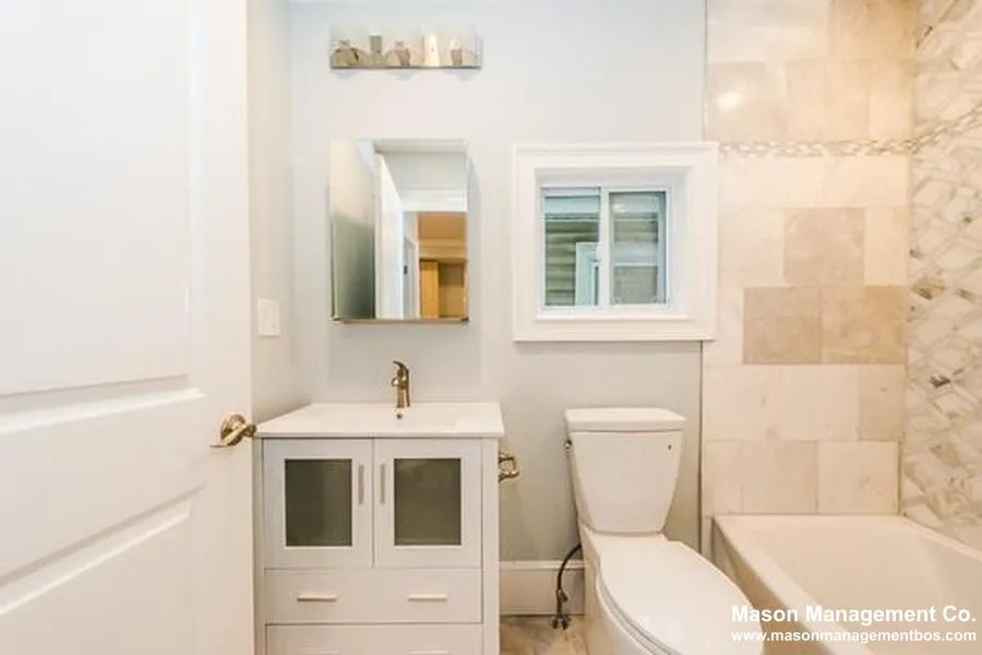 2 bed, 1 bath apartment for rent at 4370 Washington St Unit 2, Roslindale — photo 9 of 11
