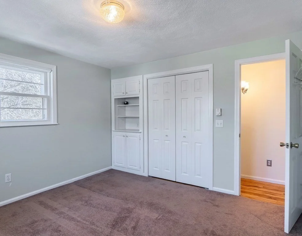 4 bed, 1 bath apartment for rent at 438 Old Bedford Rd, Concord — photo 8 of 31
