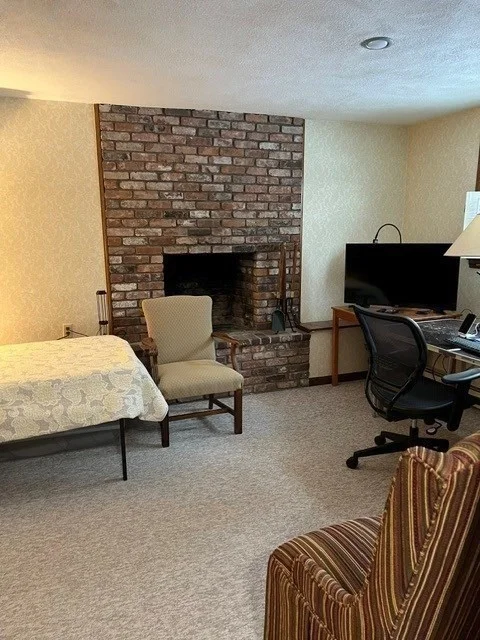 4 bed, 1 bath apartment for rent at 438 Old Bedford Rd, Concord — photo 25 of 31