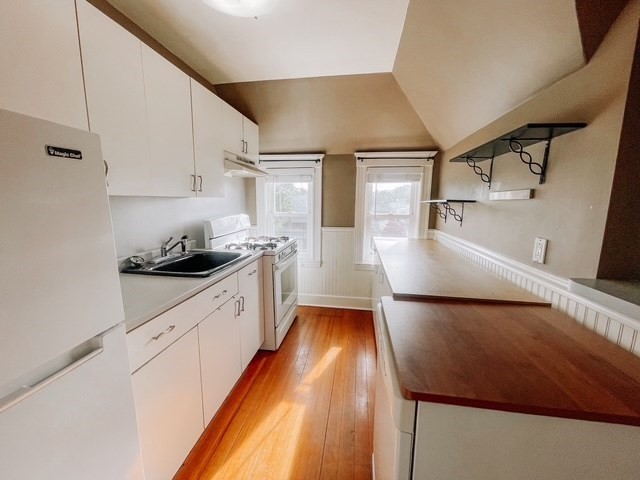 2 bed, 1 bath apartment for rent at 439 Ashmont St Unit 439, Dorchester — photo 9 of 17