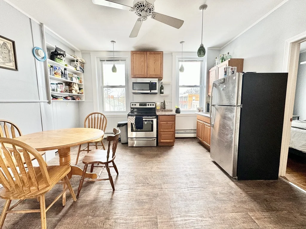 2 bed, 1 bath apartment for rent at 439 Cambridge St Unit 2, East Cambridge — photo 2 of 10