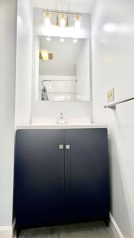 2 bed, 1 bath apartment for rent at 439 Cambridge St Unit 3, East Cambridge — photo 2 of 15