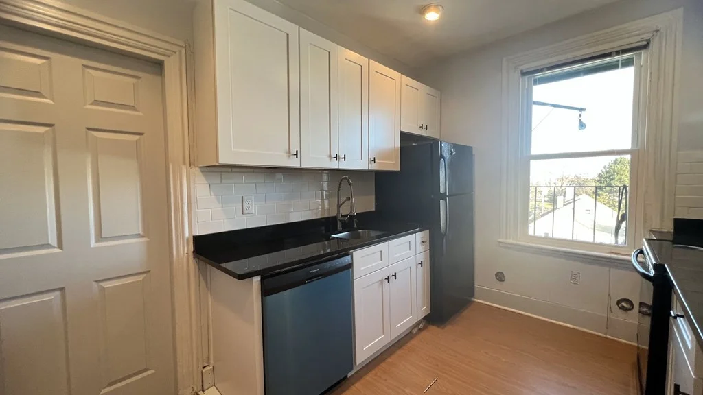 2 bed, 1 bath apartment for rent at 439 Cambridge St Unit 3, East Cambridge — photo 4 of 15