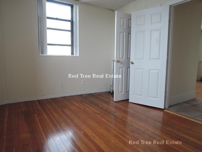 2 bed, 1 bath apartment for rent at 439 Cambridge St Unit 34, Allston — photo 4 of 16