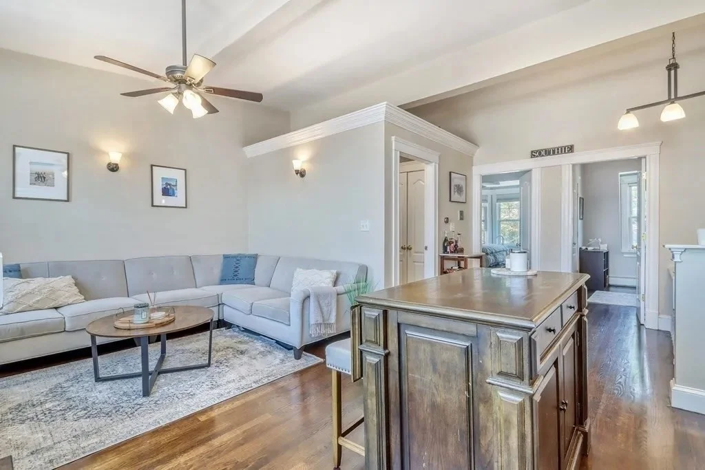 2 bed, 1 bath apartment for rent at 439 West Fourth St Unit 3, South Boston — photo 2 of 20