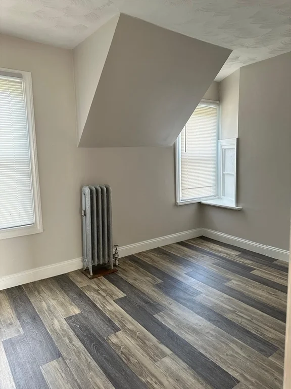 3 bed, 1 bath apartment for rent at 44-46 Benefit St Unit 3, Attleboro — photo 6 of 12