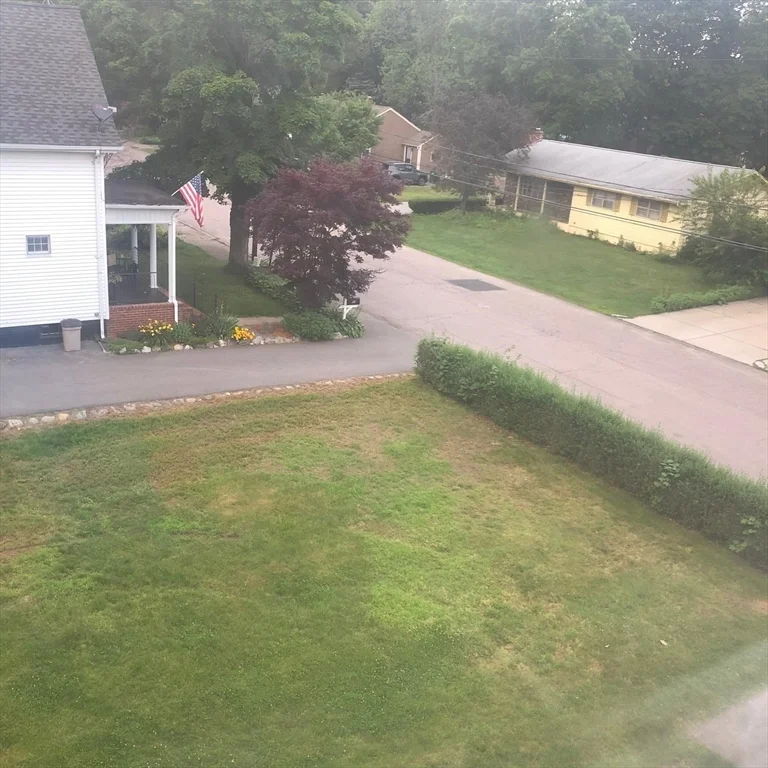 3 bed, 1 bath apartment for rent at 44-46 Benefit St Unit 3, Attleboro — photo 12 of 12
